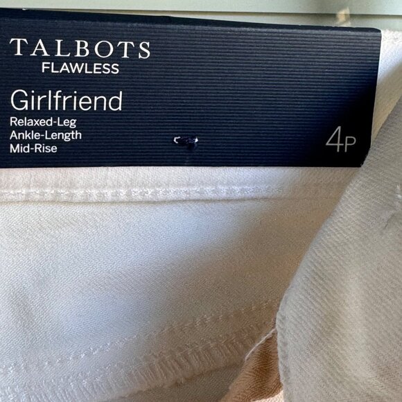 Talbots Flawless White Girlfriend Jeans 4P Ankle Length Mid-Rise Relaxed-Leg $95 - Picture 2 of 10